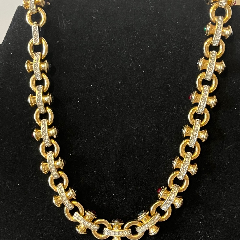 Luxurious Gold and Multicolor Gemstone Necklace - Picture 8 of 14